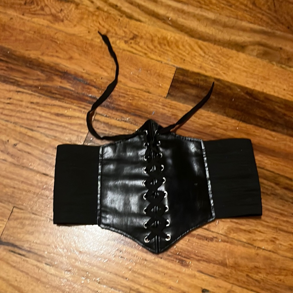 Velcro corset belt